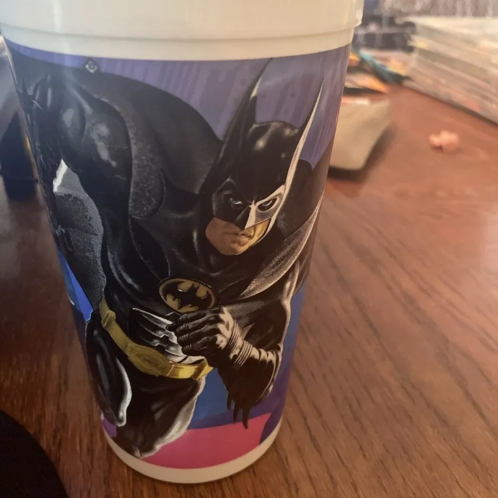 Batman Returns 1992 BATMAN McDonald's Collector's cup with lid